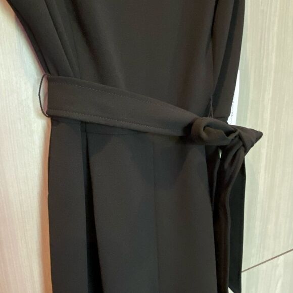 NWT Calvin Klein Women's Sleeveless V-Neck Tie Waist Wide Leg Jumpsuit Sz 10 - Picture 5 of 14
